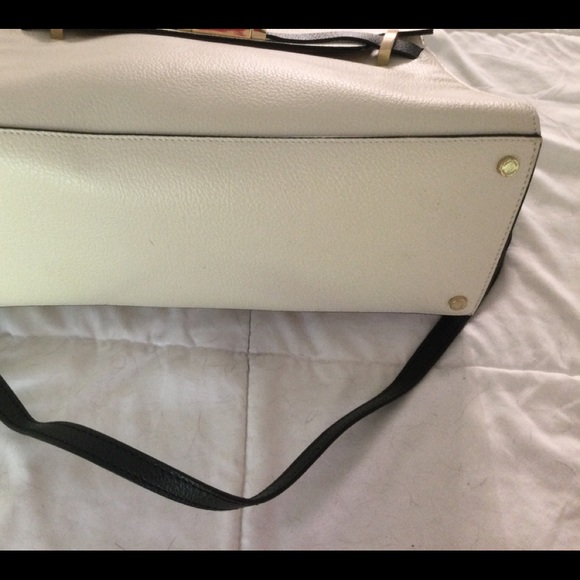 Handbag - Picture 4 of 8